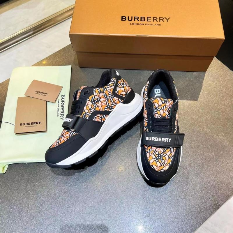 Burberry Low Shoes